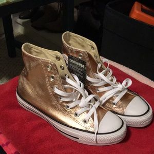 Converse rose gold high tops sz6.5 new